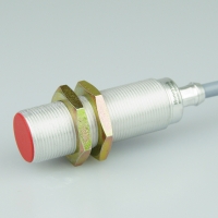 Honeywell 18mm normally open PNP Proximity